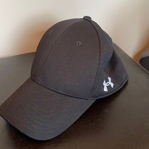 Men’s Under Armour baseball hat